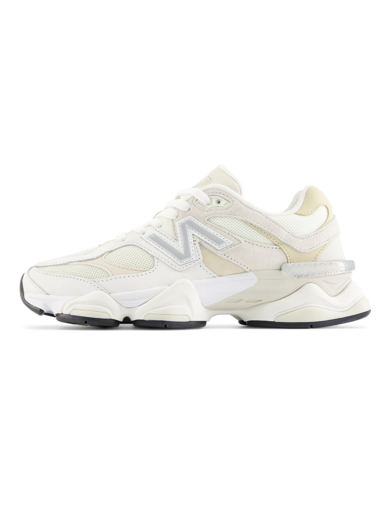 NEW BALANCE Sneakers da Donna Futuristica 9060 Bianco/Crema TRYME Shop