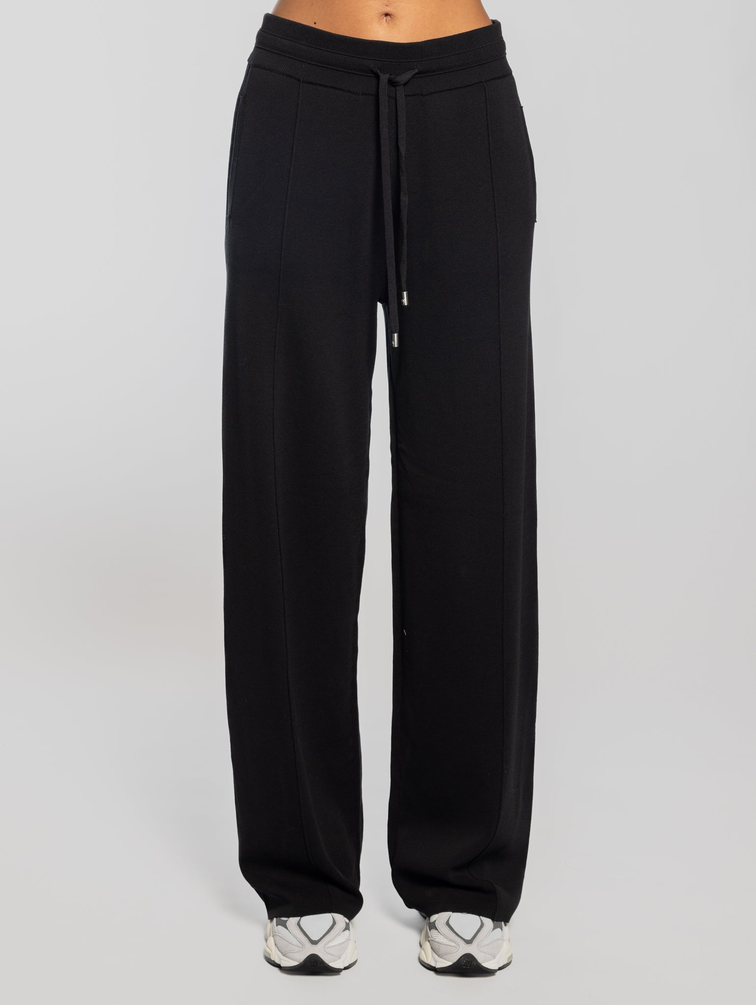 PINKO-Pantaloni Joggers in Tessuto Tecnico Nero-TRYME Shop