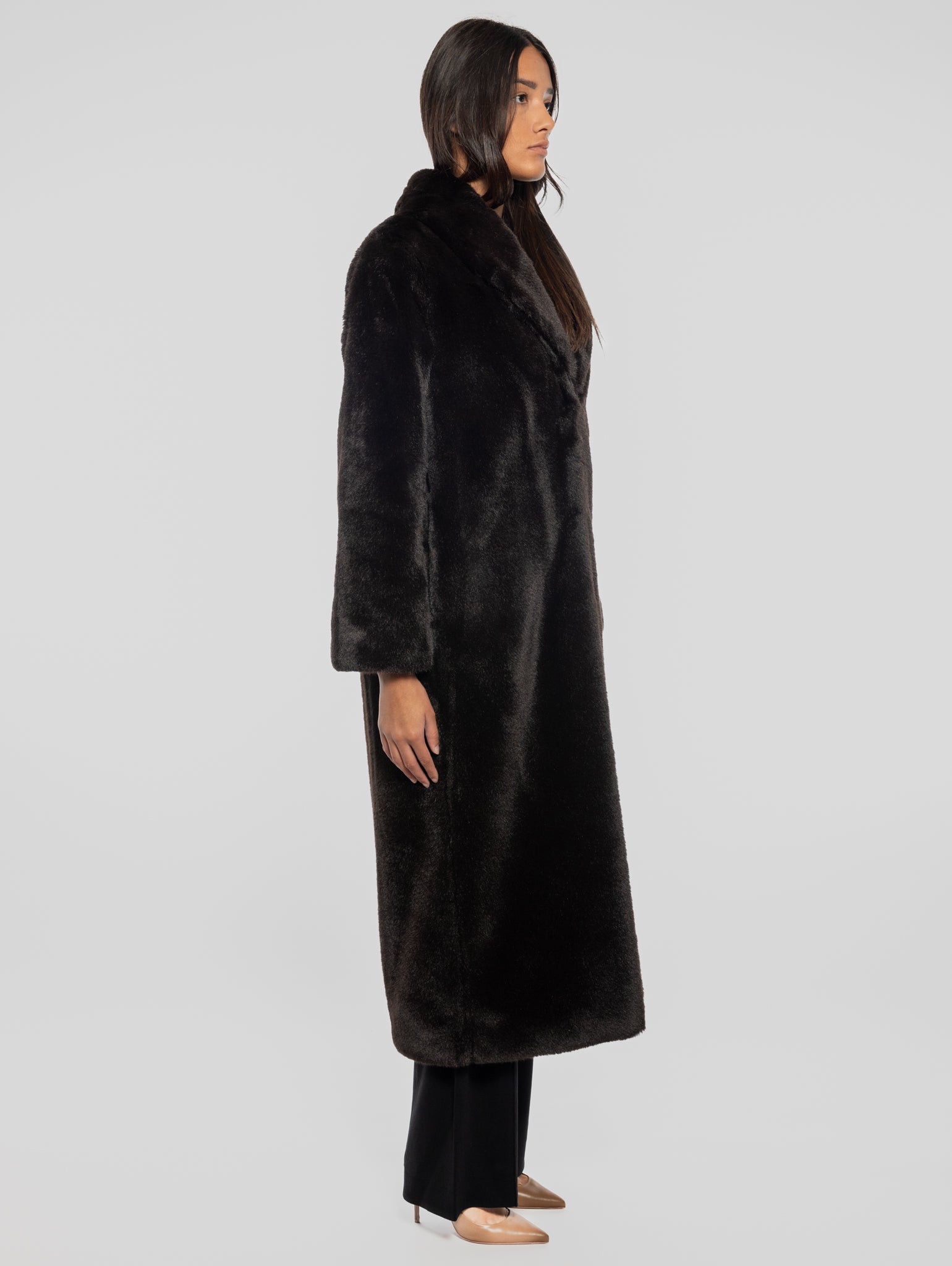 103824 A1ZM - M28 - COMOROS LIKE MINK COAT - BROWN