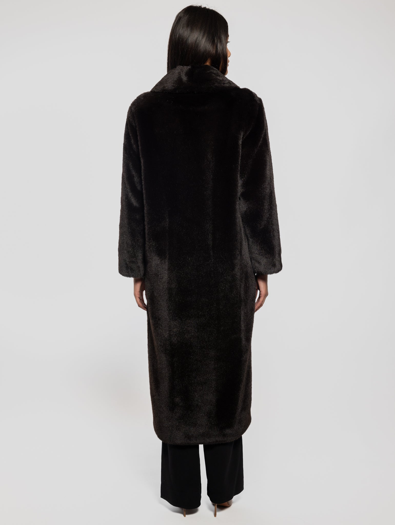 103824 A1ZM - M28 - COMOROS LIKE MINK COAT - BROWN