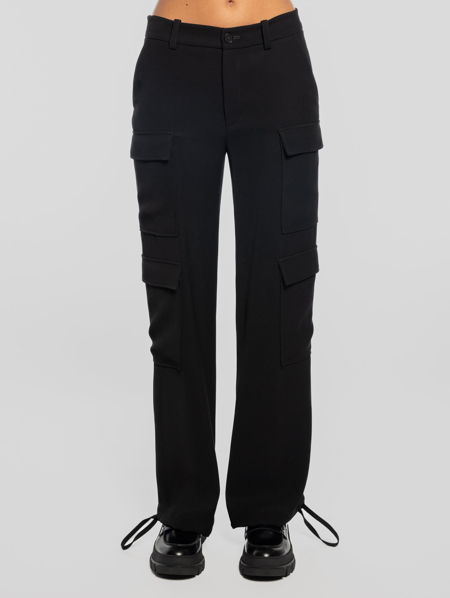 P.A.R.O.S.H.-Pantaloni Cargo Ampi Nero-TRYME Shop