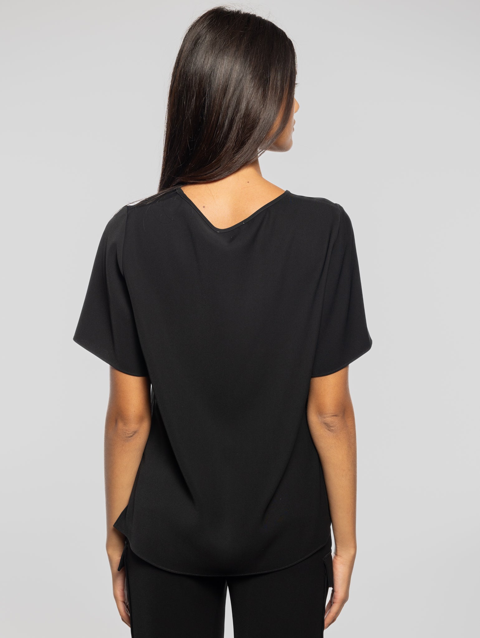 Blusa Girocollo con Maniche Corte Nero