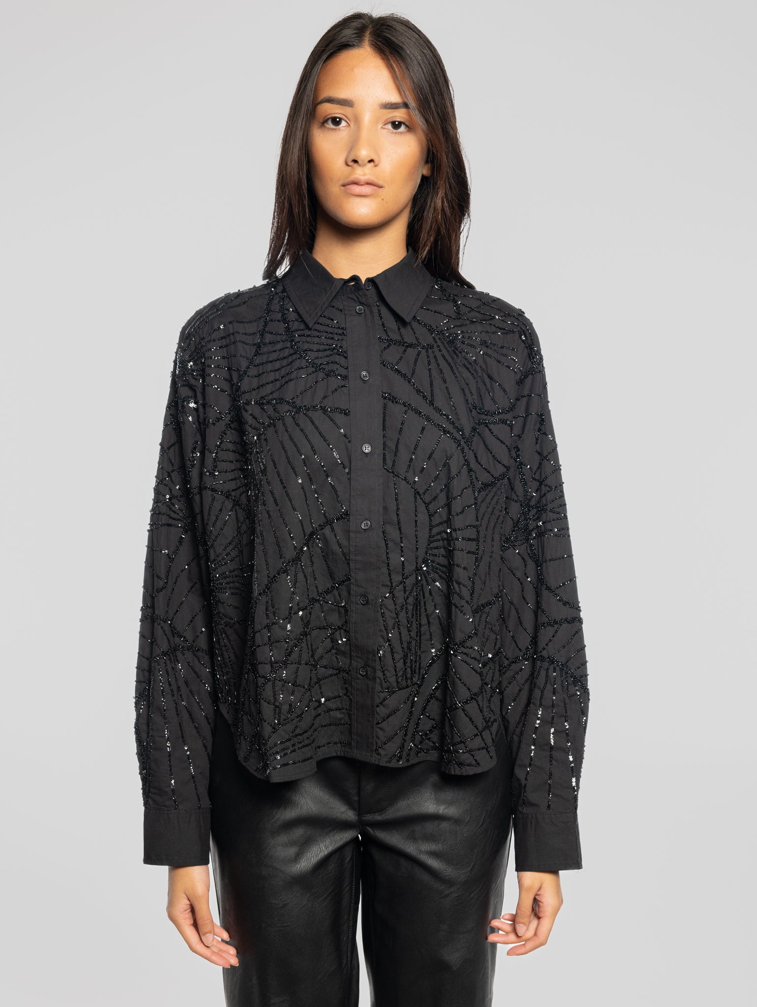 ESSENTIEL ANTWERP Camicia Squadrata con Paillettes Nero