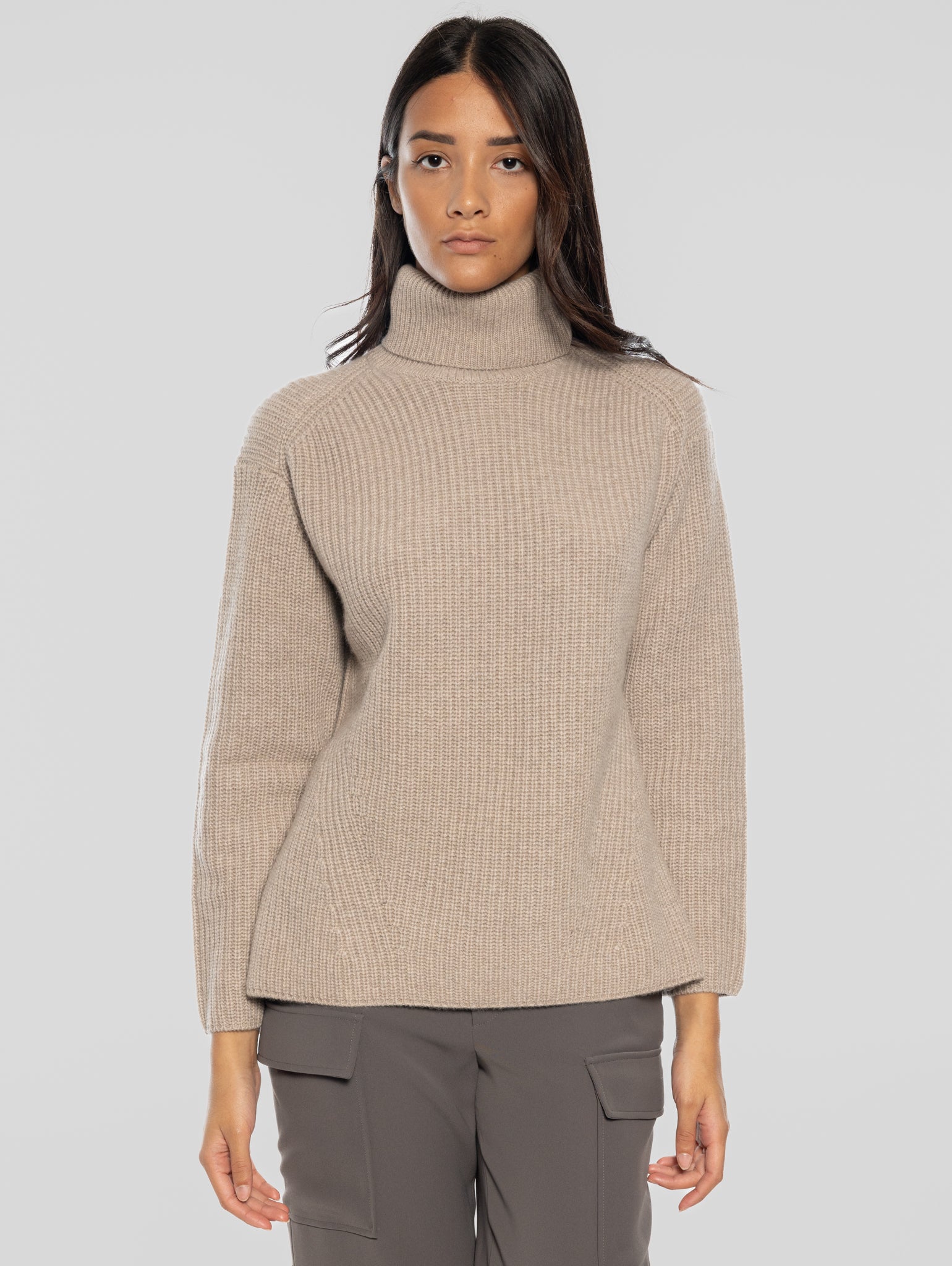 P.A.R.O.S.H. Maglia Collo Alto in Cashmere Beige