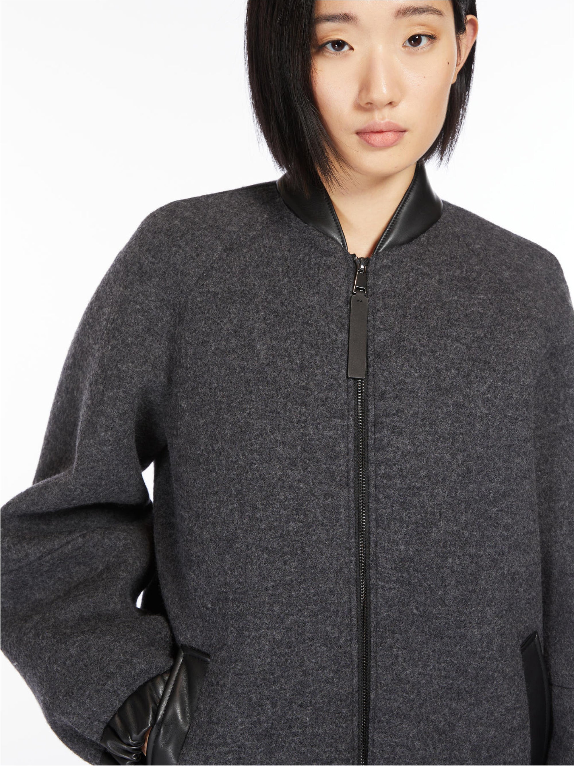 Wool bomber jacket with gray jersey details