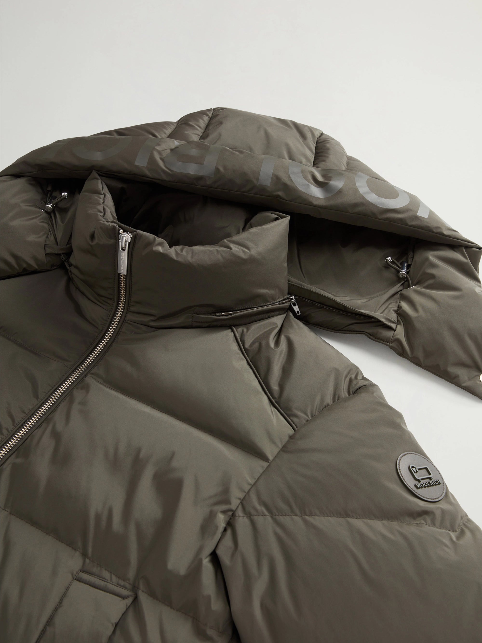 Alsea Short Down Jacket with Detachable Green Hood