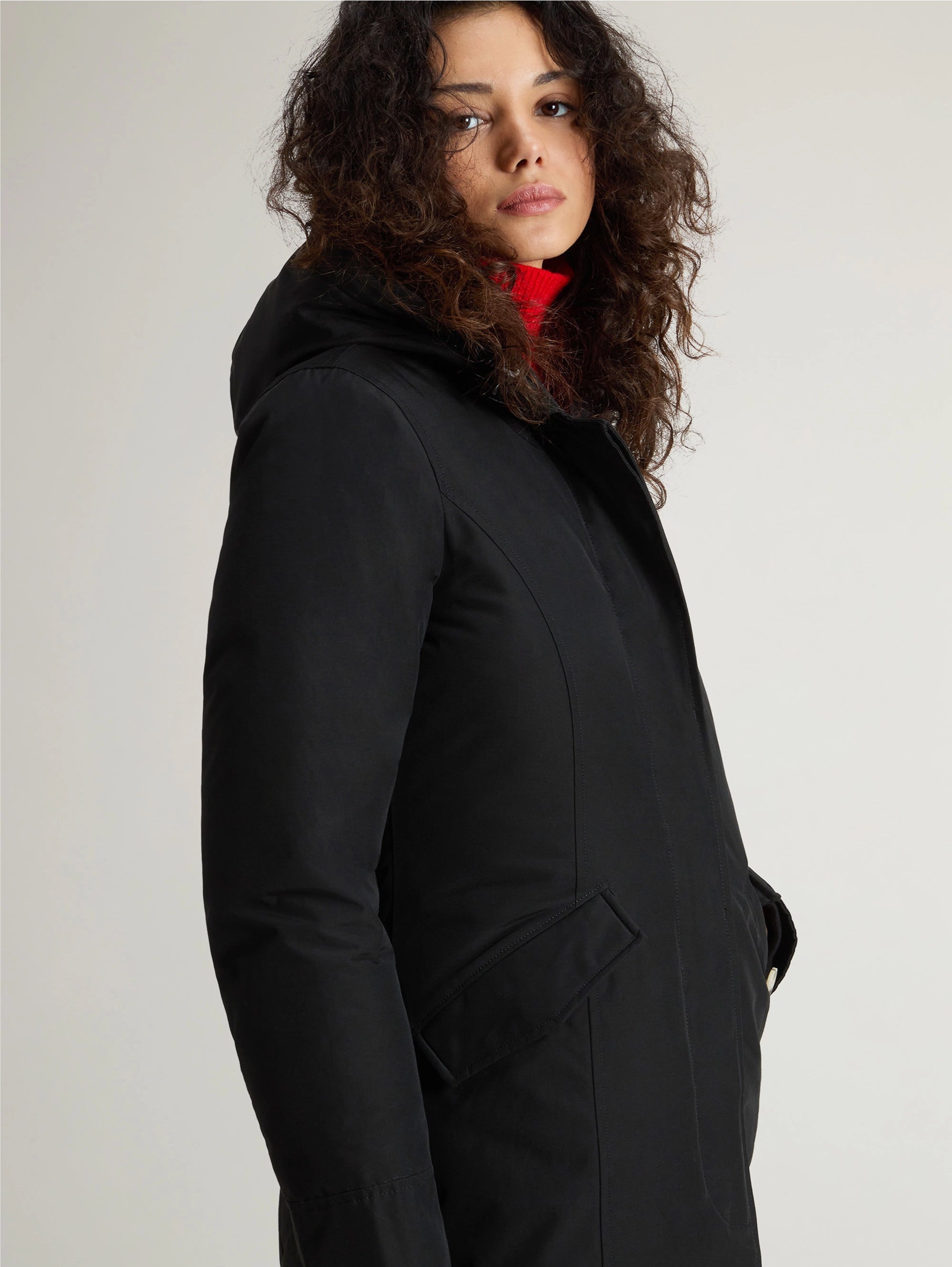 Parka Arctic con Cappuccio in Raccoon Nero