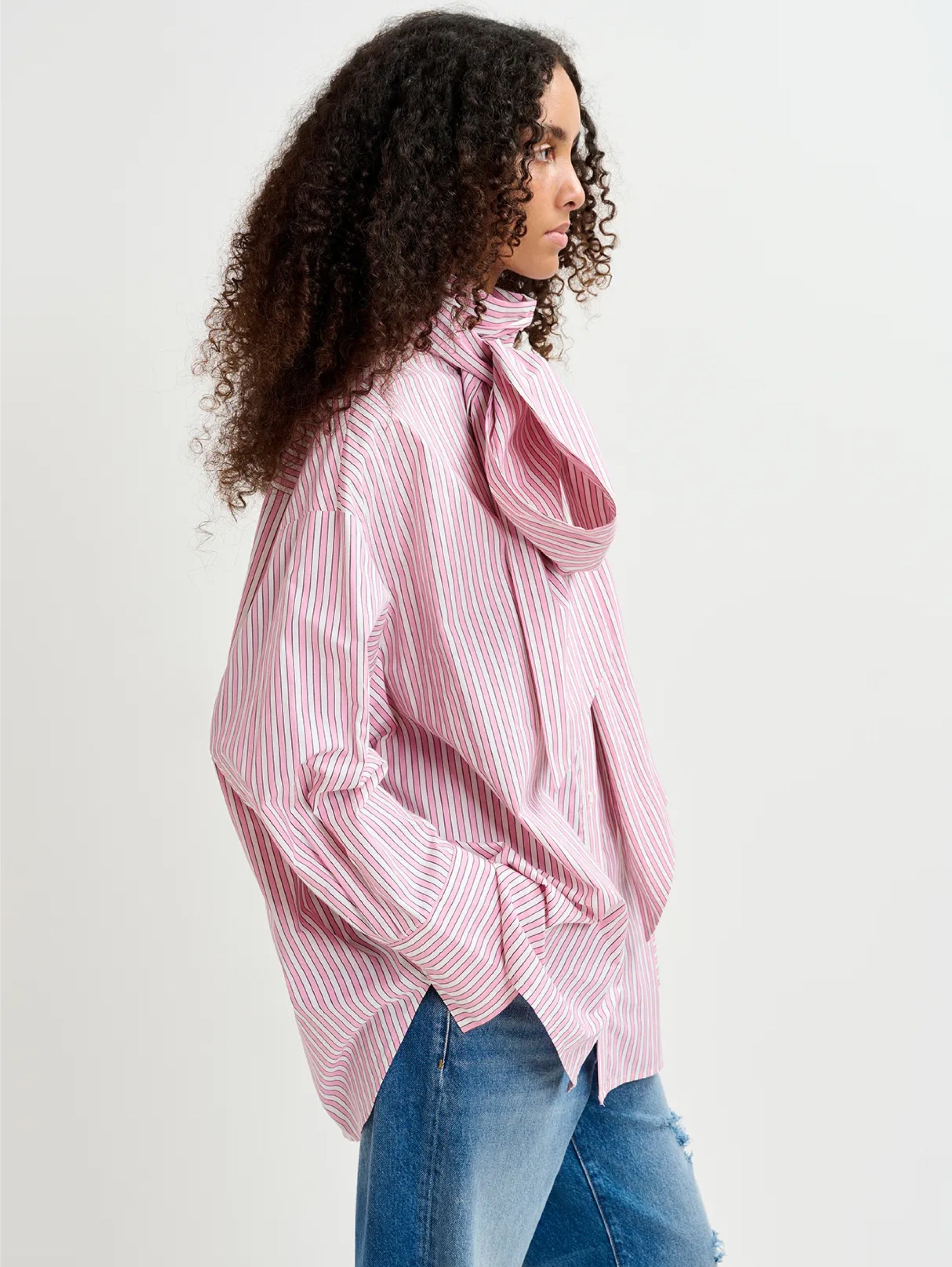 Camicia a Righe con Maxi Fiocco Bianco/Rosa