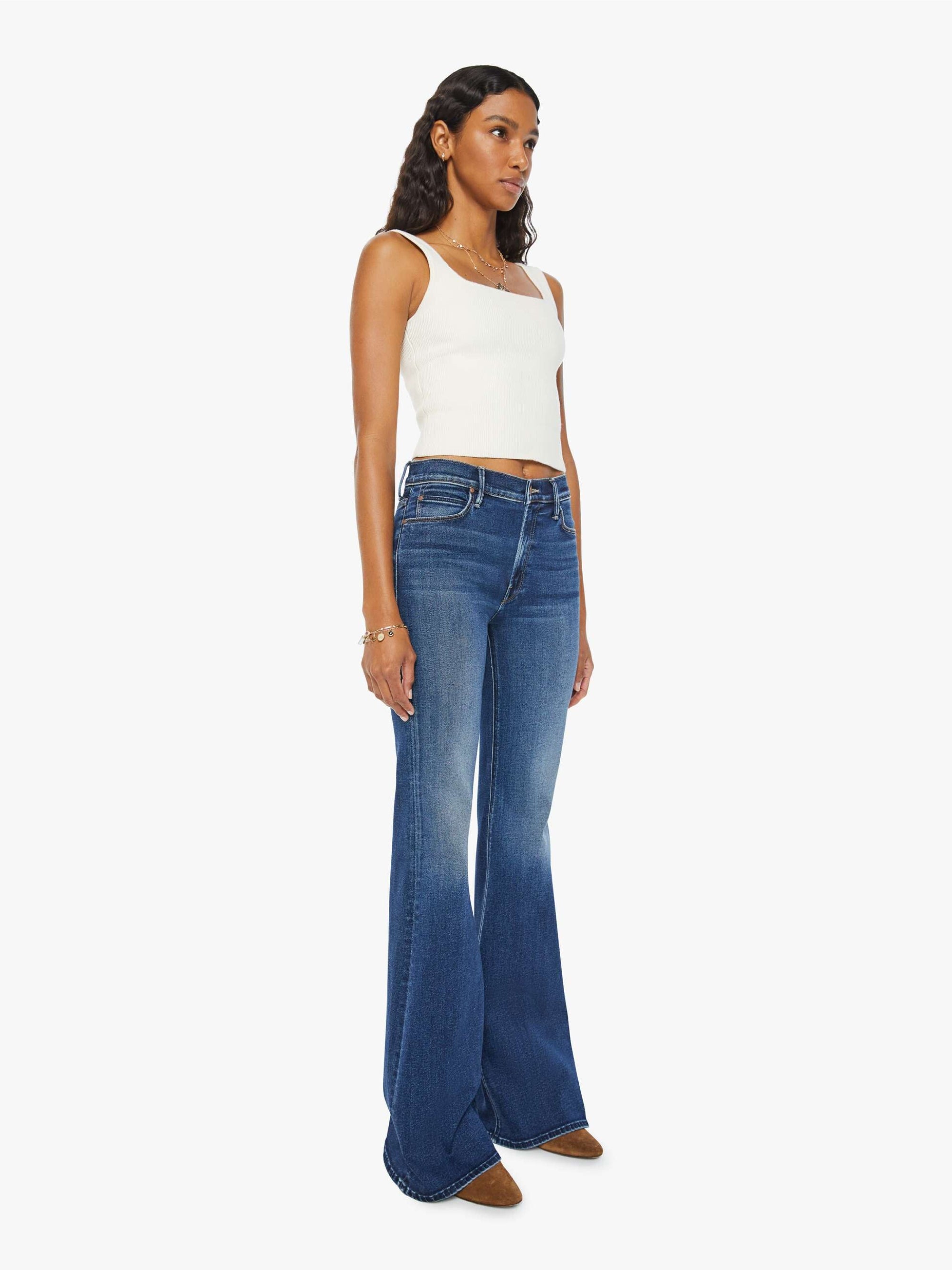 Hochtaillierte Jeans mit ausgestelltem Bein in Blau